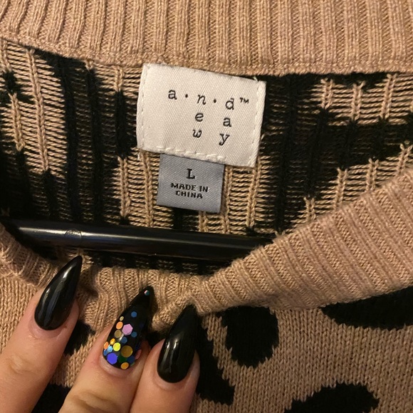 A New Day. NWOT. Leopard Print Sweater - Picture 2 of 5